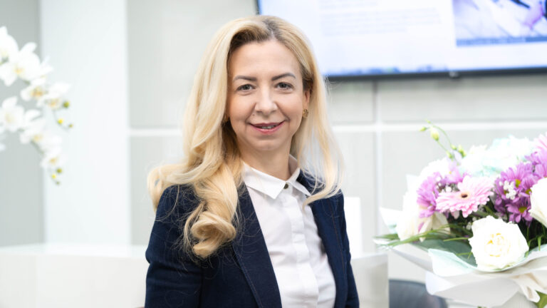 17 ani de Professional Dentist
